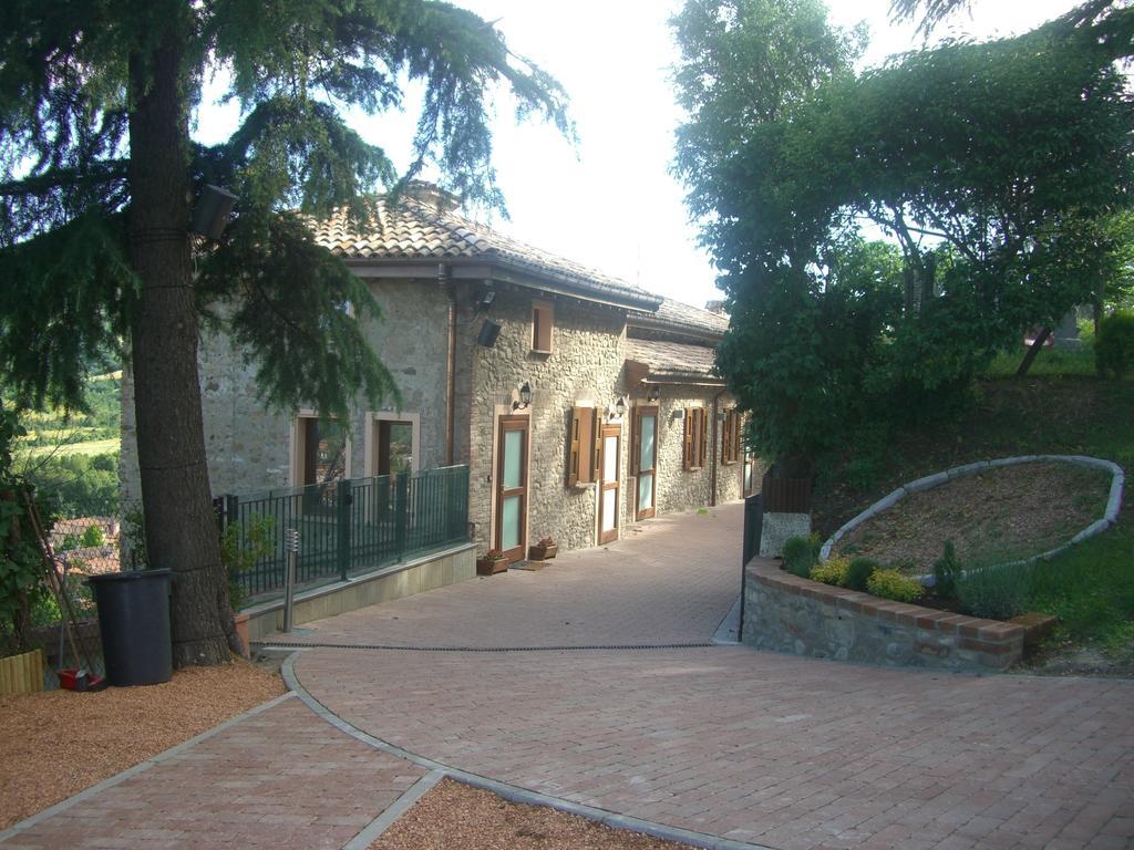 Castello Di Marano Sul Panaro - Room & Breakfast Room photo